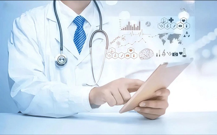 Phần mềm quản lý bệnh viện chatbot